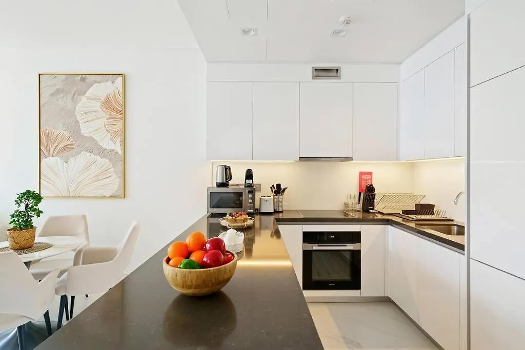 Dayf-Jfh Spacious Apartment 4 Pax With Magical Lagoon Views Dubai